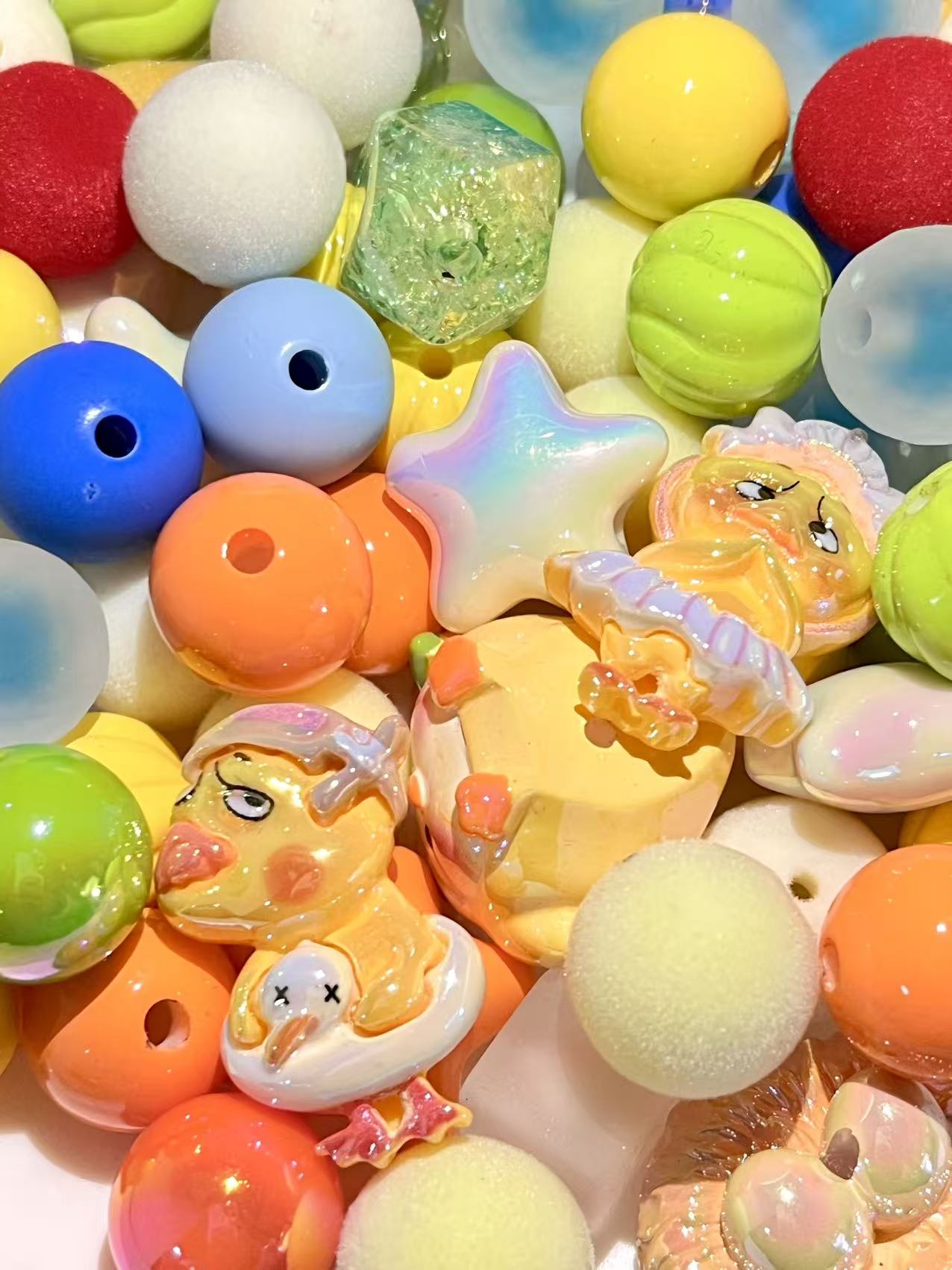 C-27 Mixed beads for mobile phone chain making, keychain, backpack chain