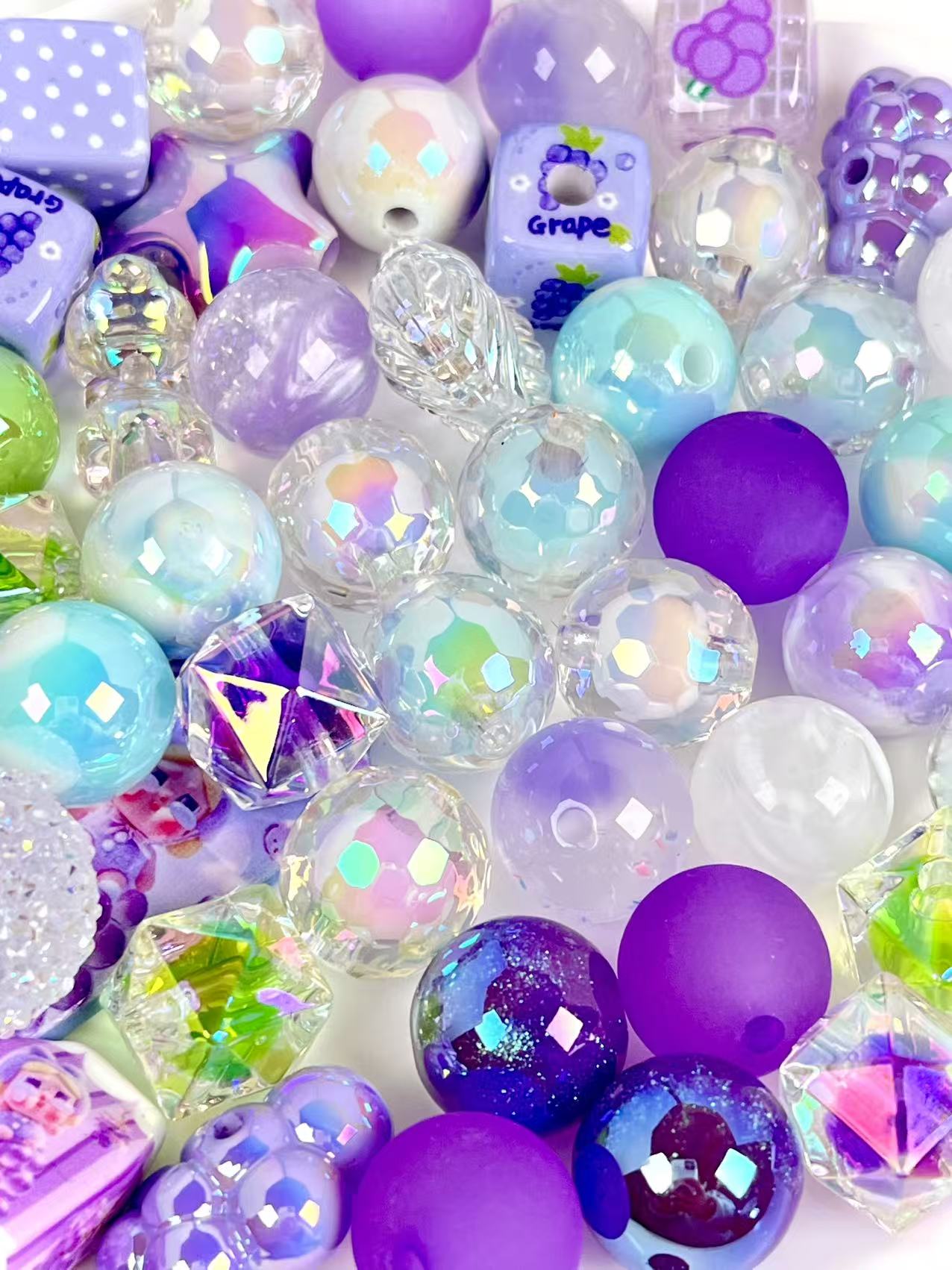 C-26 Mixed beads for mobile phone chain making, keychain, backpack chain