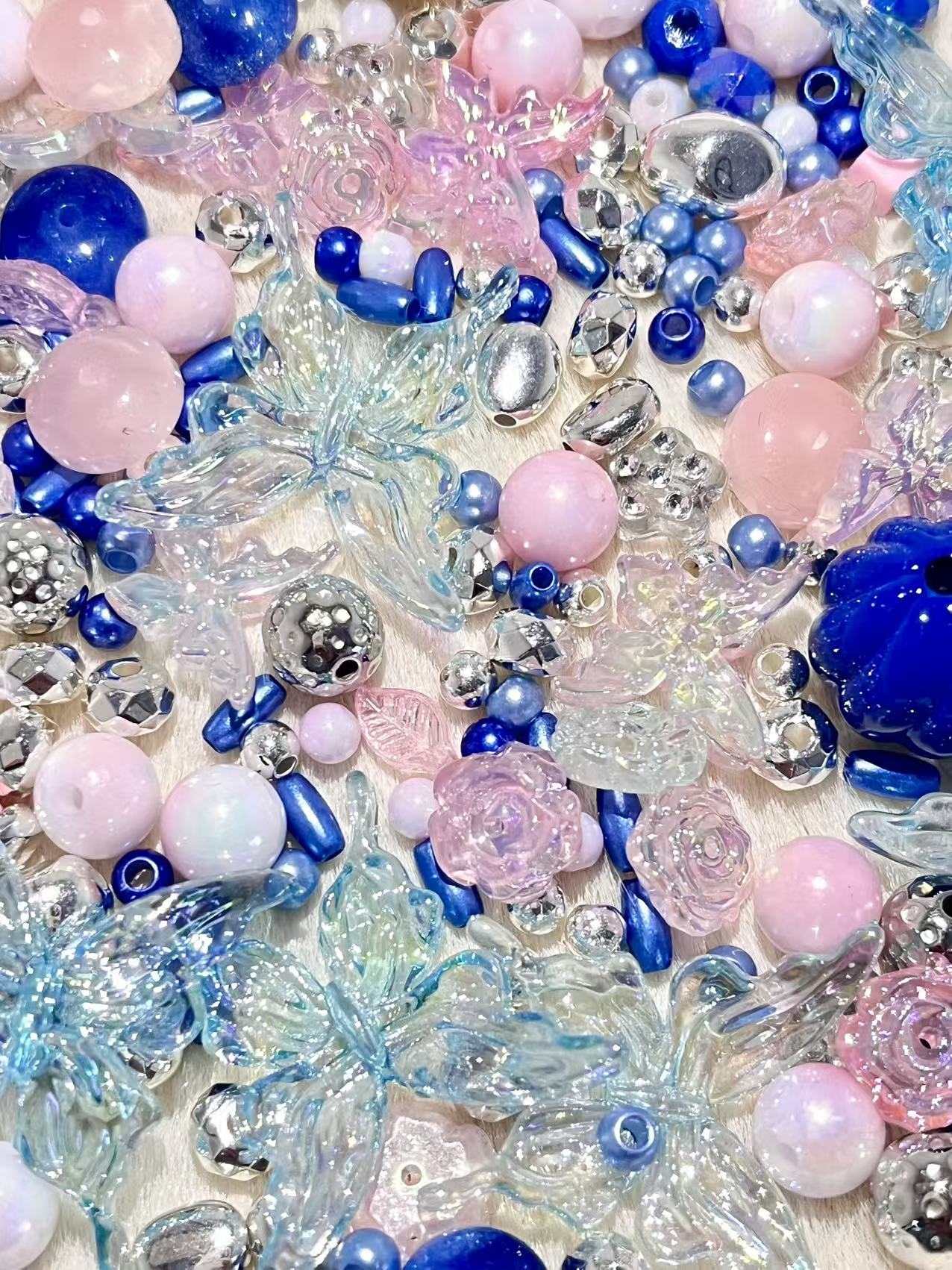 S-17 Mixed beads for mobile phone chain making, keychain, backpack chain