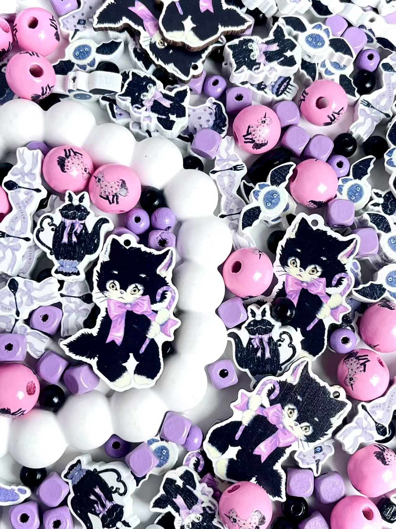 C-25 Mixed beads for mobile phone chain making, keychain, backpack chain