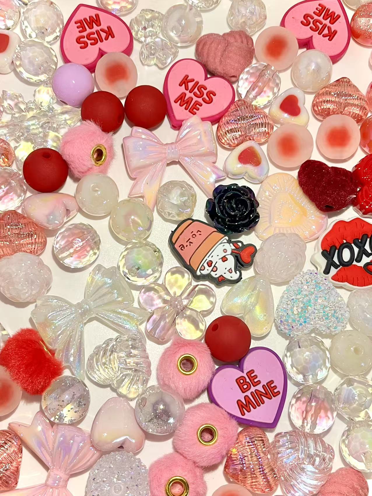 C-18 Mixed beads for mobile phone chain making, keychain, backpack chain