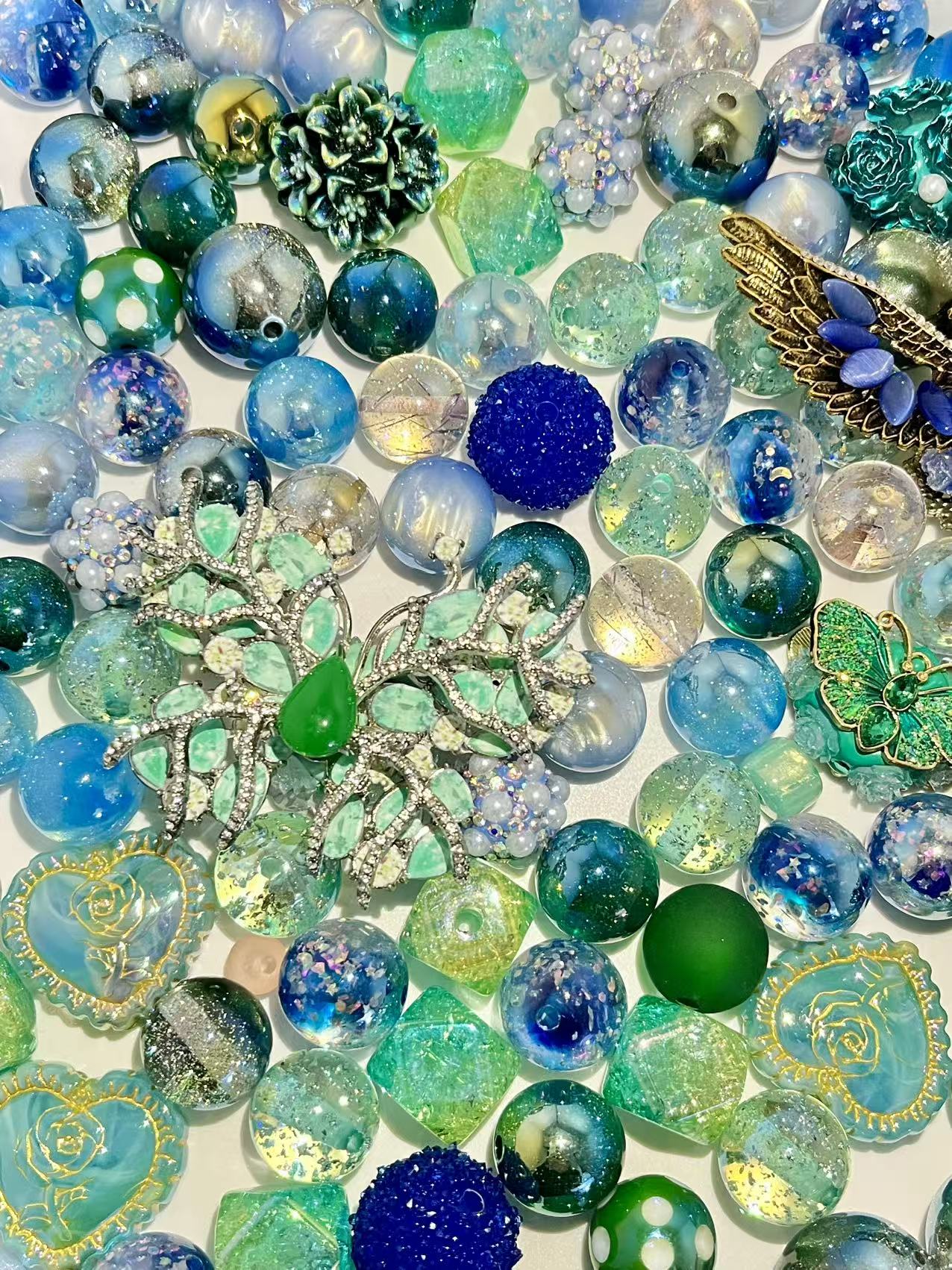 C-45 Mixed beads for mobile phone chain making, keychain, backpack chain