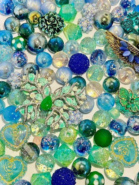 C-45 Mixed beads for mobile phone chain making, keychain, backpack chain