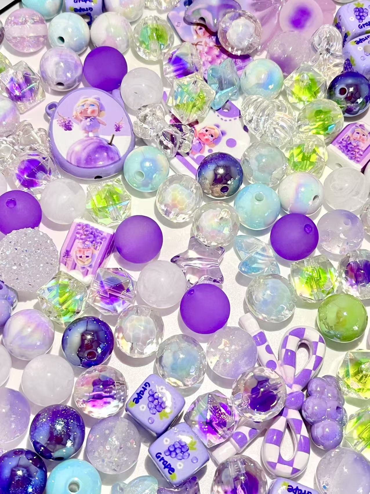 C-26 Mixed beads for mobile phone chain making, keychain, backpack chain