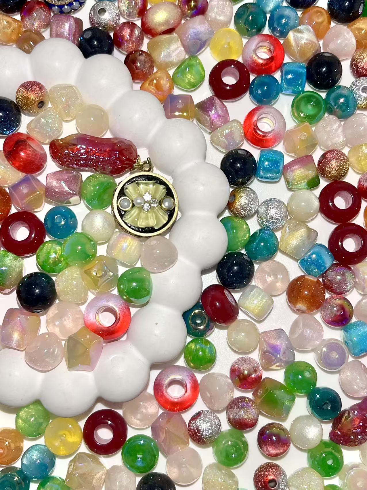 S-03  Mixed beads for mobile phone chain making, keychain, backpack chain