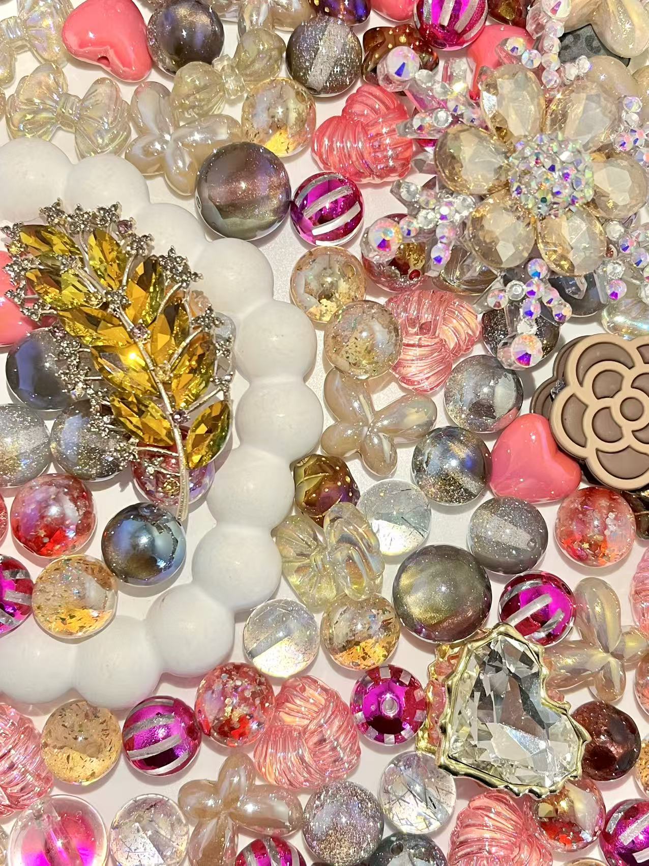 C-42  Mixed beads for mobile phone chain making, keychain, backpack chain