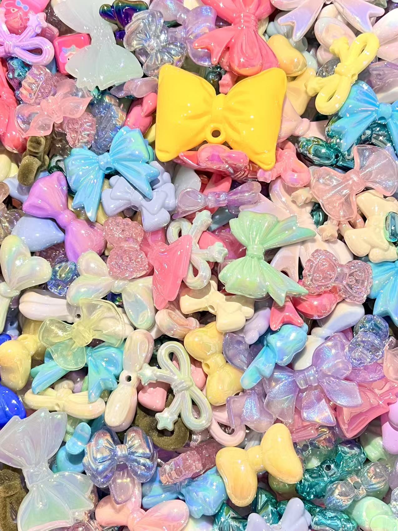 B-16 Mixed beads for mobile phone chain making, keychain, backpack chain