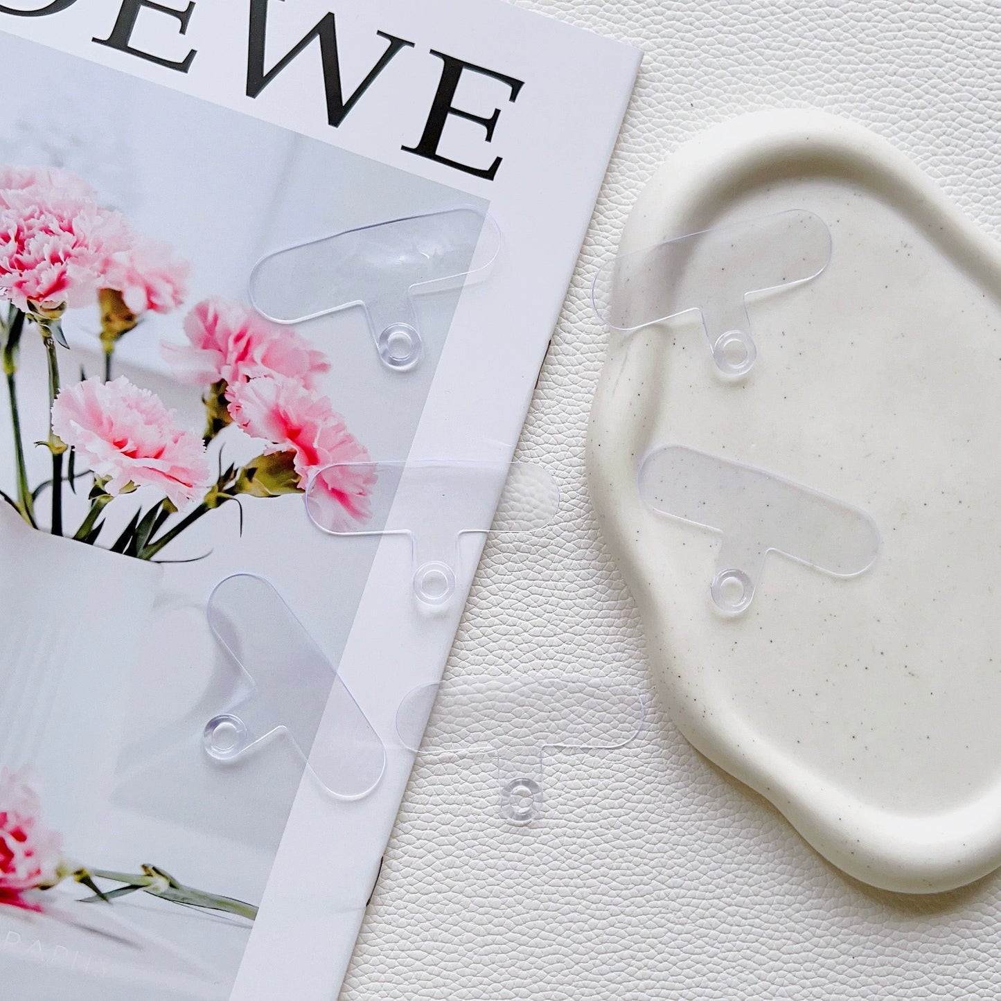 A-39 Transparent T-Shaped Adhesive Patch / Spacer with Lanyard Hole & Charging Port Clip - Universal Phone Case Mounting Plate