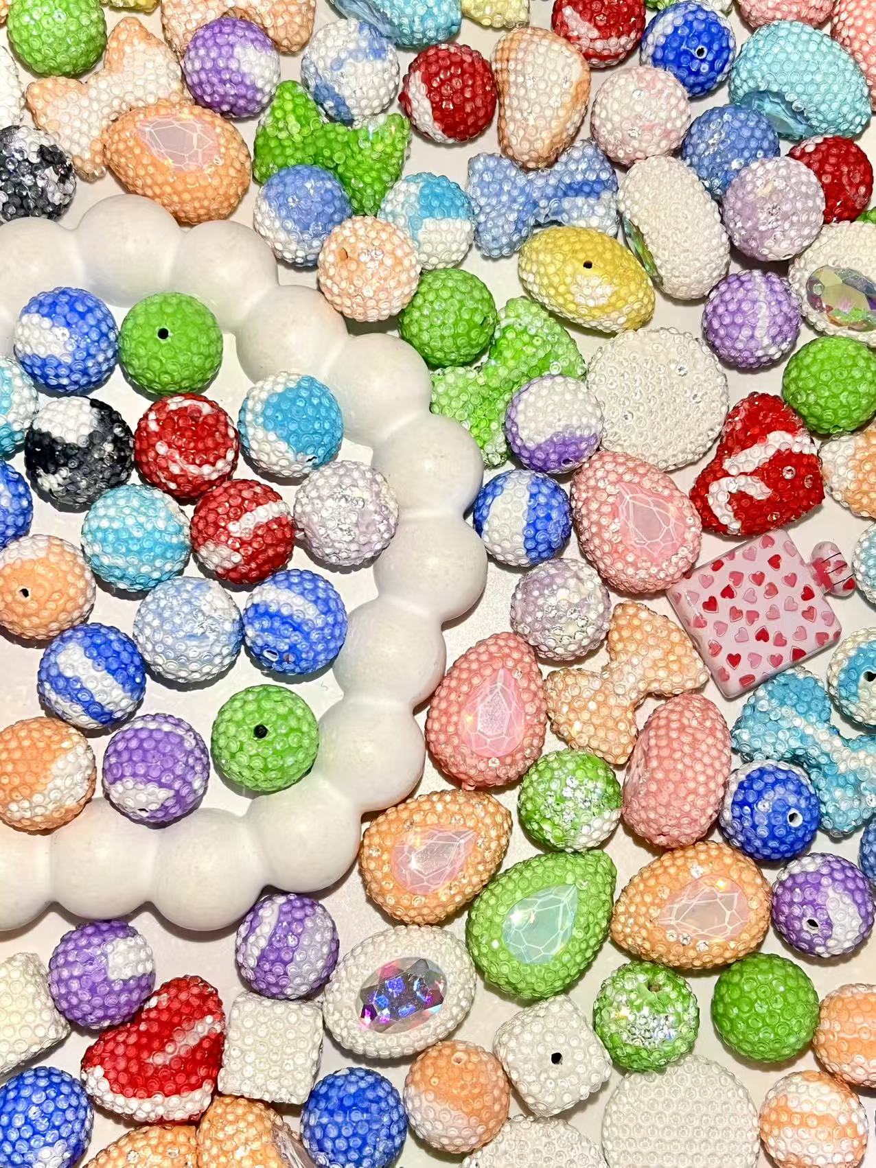 B-24  Mixed beads for mobile phone chain making, keychain, backpack chain