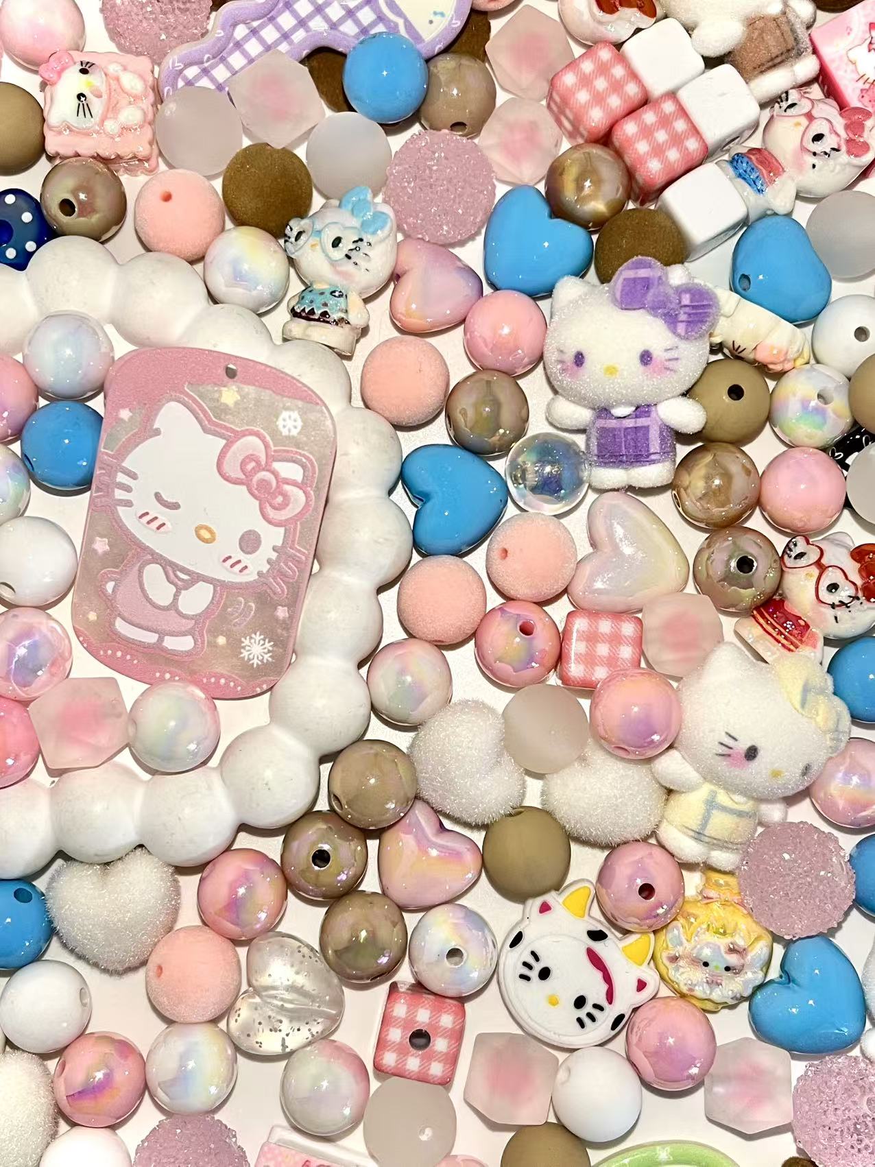 C-40  Mixed beads for mobile phone chain making, keychain, backpack chain