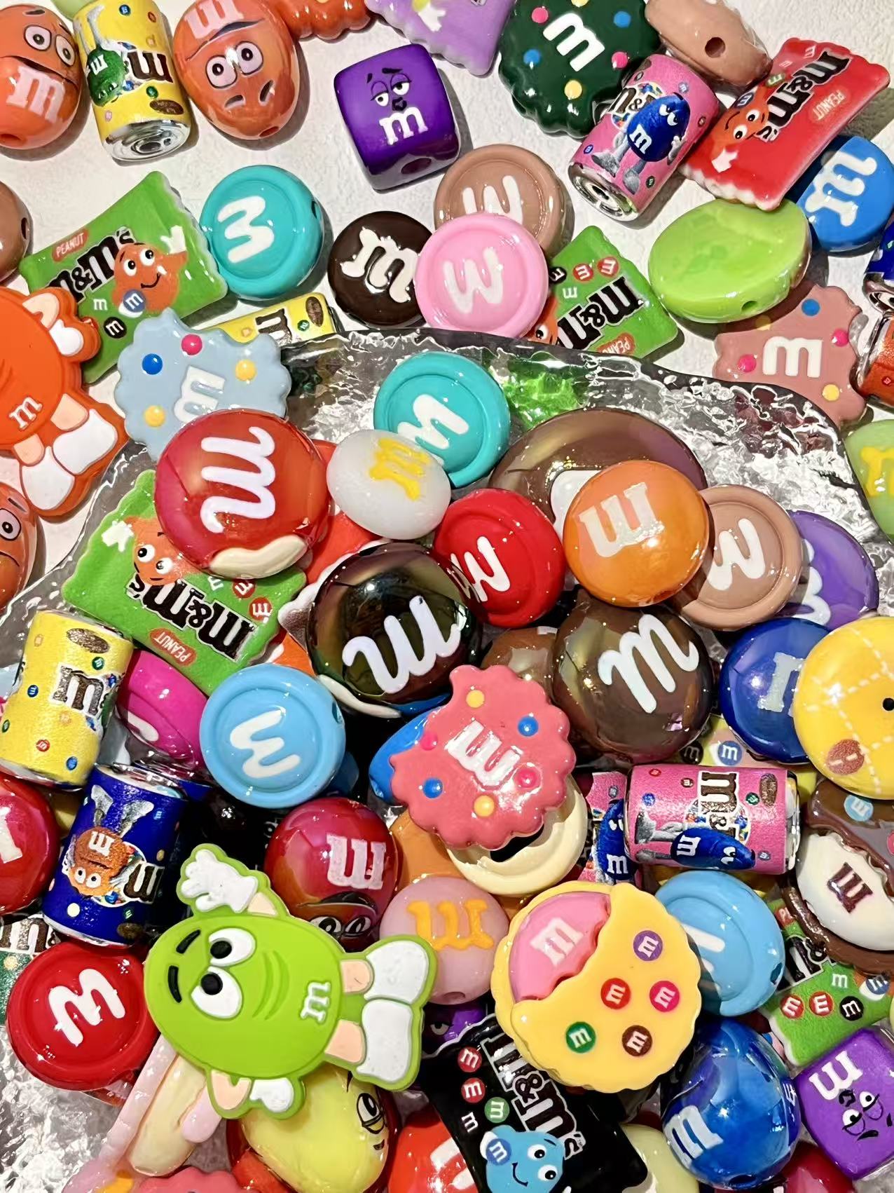 B-14 Mixed beads for mobile phone chain making, keychain, backpack chain