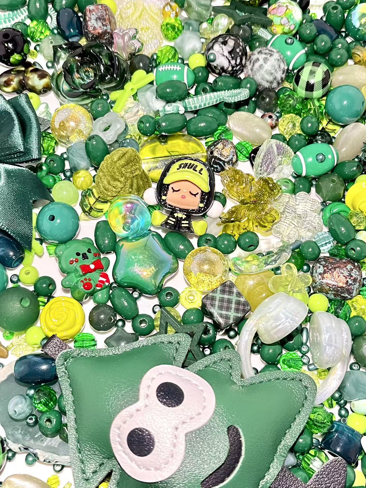 S-31 Mixed beads for mobile phone chain making, keychain, backpack chain