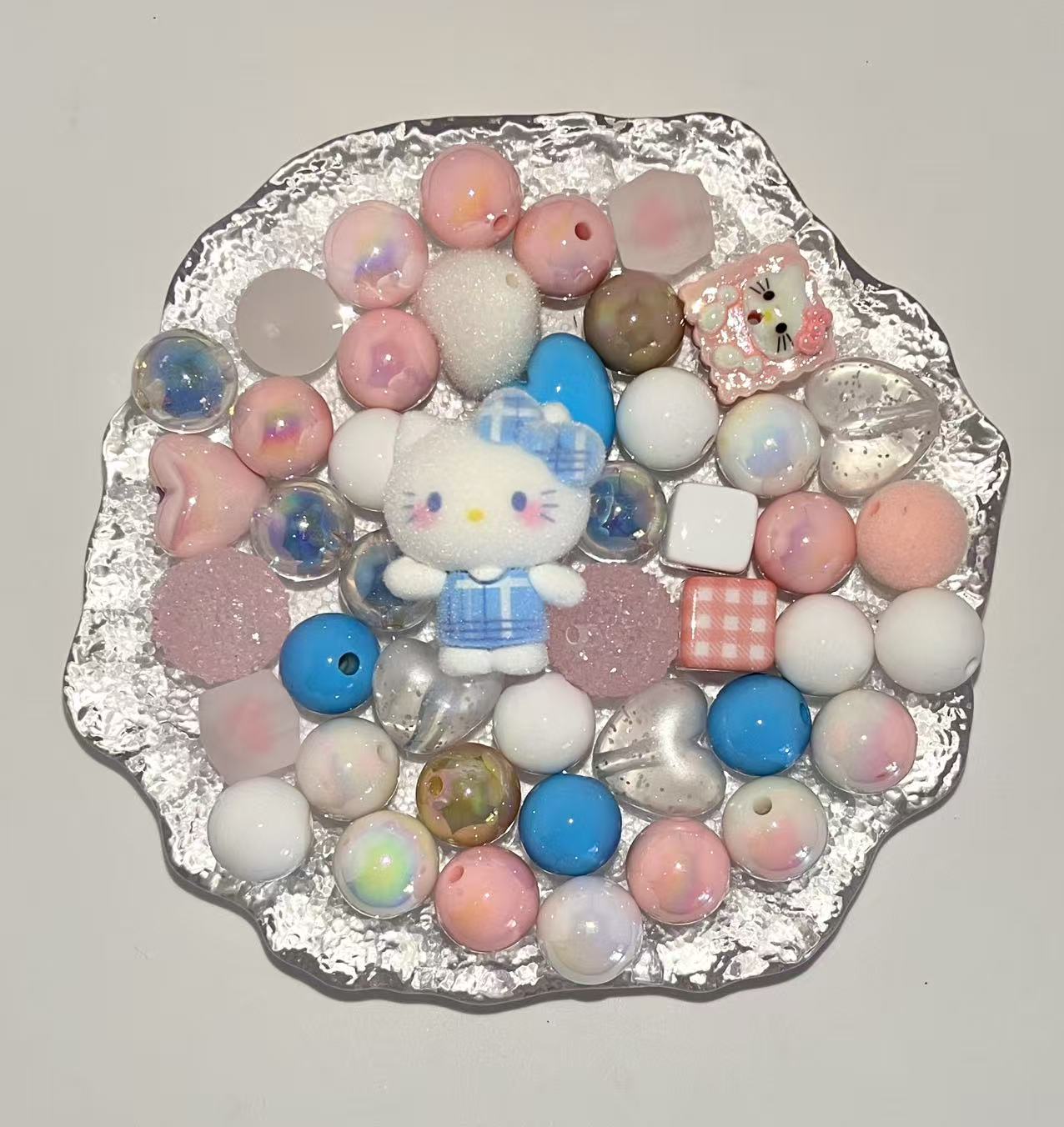C-40  Mixed beads for mobile phone chain making, keychain, backpack chain